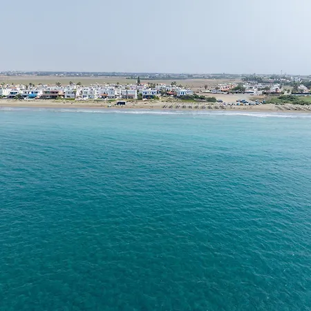 Ammos Side Seaview 11 * Larnaca